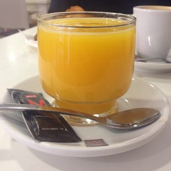 La Cafeteria - Zumo de naranja natural - Cafeteria Near Me - Badalona, B