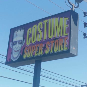 Phantom Halloween - Costumes Near Me - Northridge , California