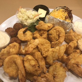 Iguanas - Fried Shrimp Dinner - Seafood Near Me - St. Simons, Georgia