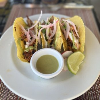Taco Bar - pastor tacos - Tacos Near Me - Cabo San Lucas, BCS