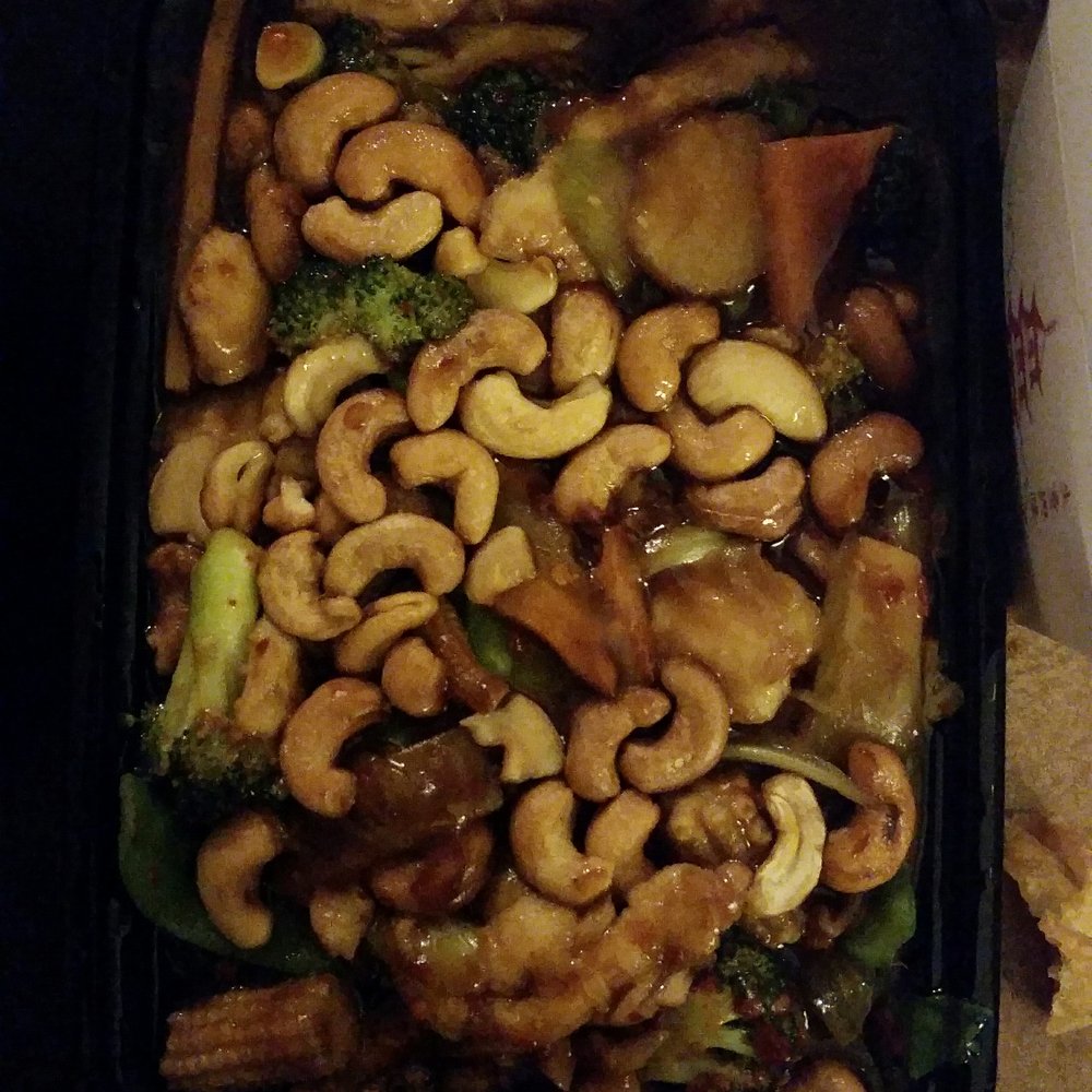 Delivery cashew chicken. Didn't skimp on the cashews! Delivery cashew chicken. Didn't skimp on the cashews!