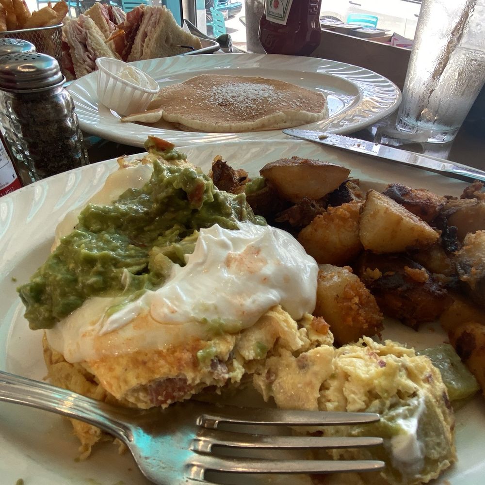Lighthouse Cafe - Great California omelette! - Breakfast & Brunch Near Me - San Pedro, California Lighthouse Cafe - Great California omelette! - Breakfast & Brunch Near Me - San Pedro, California