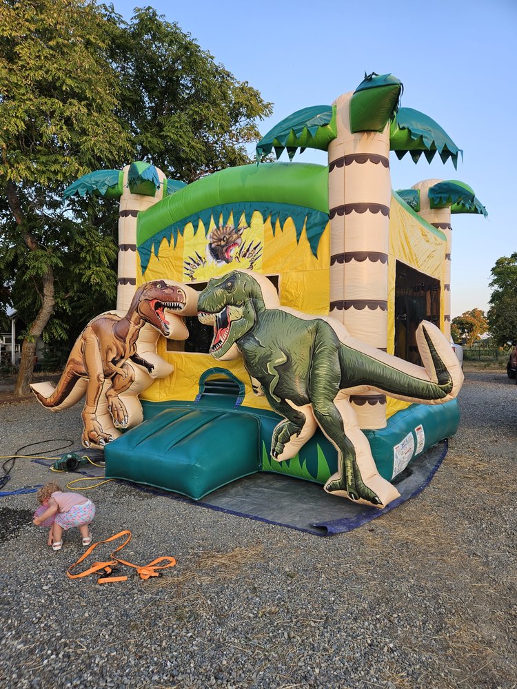 SUNDIAL BOUNCE HOUSE Updated June 2024 Red Bluff, California Bounce House Rentals Phone