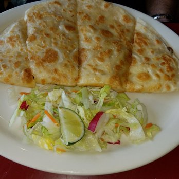 Los Reyes De La Torta - Chicken cheese quesadilla is very good but huge! - Mexican Near Me - Tempe, Arizona Los Reyes De La Torta - Chicken cheese quesadilla is very good but huge! - Mexican Near Me - Tempe, Arizona