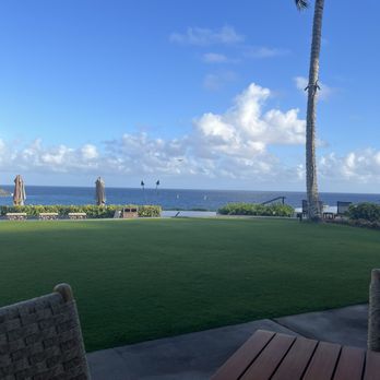 Hualani's - Table on the ocean - Hawaiian Near Me - Lihue, Hawaii