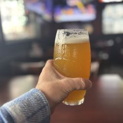 Sidelines Sportsbar & Grill