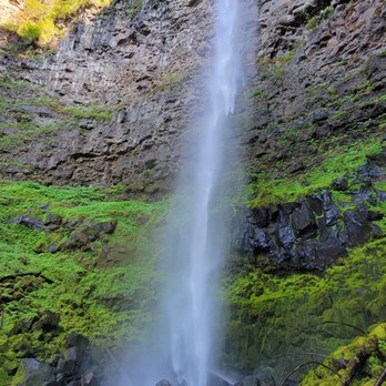 Watson Falls - Hiking Near Me - Watson Falls, Oregon Watson Falls - Hiking Near Me - Watson Falls, Oregon