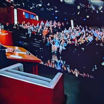Jimmy Kimmel Live - TV picture of Jimmy Kimmel at his desk and the audience - Studio Taping Near Me - Hollywood, California Jimmy Kimmel Live - TV picture of Jimmy Kimmel at his desk and the audience - Studio Taping Near Me - Hollywood, California