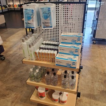 Braid House - Cosmetics & Beauty Supply Near Me - North Hollywood, California