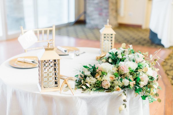 Turning your Love Story into Floral Art - From vision to vase, bridal floral consultations. Turning your Love Story into Floral Art - From vision to vase, bridal floral consultations.