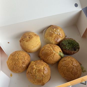 Pineapple King Bakery - San Francisco - Spread - Bakeries Near Me - San Francisco, California Pineapple King Bakery - San Francisco - Spread - Bakeries Near Me - San Francisco, California