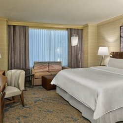 The Westin Detroit Metropolitan Airport