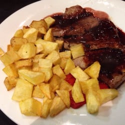 Casalexo - Stake marinaded with wine and baked potato