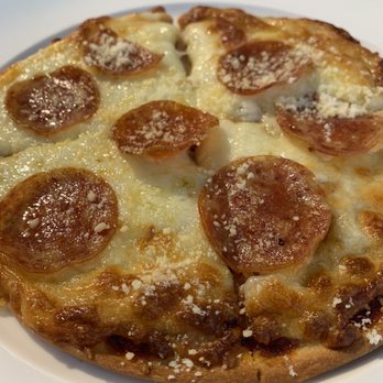 Tiny Pyramid - Pepperoni pizza. - Cafes Near Me - Honolulu, Hawaii