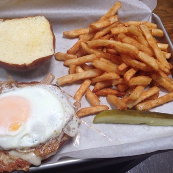 7 Hills Brewing - Turducken Burger - Breweries Near Me - Dubuque, Iowa 7 Hills Brewing - Turducken Burger - Breweries Near Me - Dubuque, Iowa