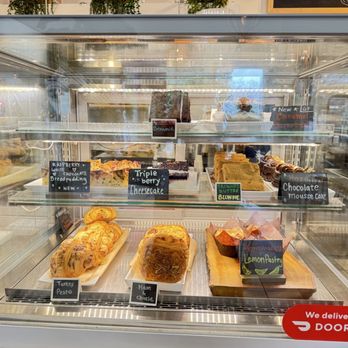 Nutmeg Bakery & Cafe - Breakfast & Brunch Near Me - Poway, California