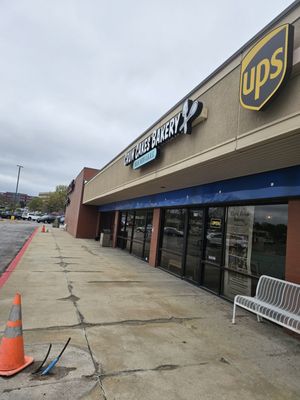 Crum Cakes Bakery by null