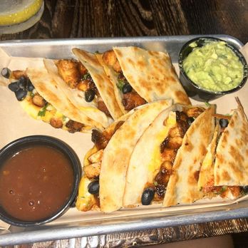 Kirkwood Bar - BBQ Chicken Quesadilla - American Near Me - Chicago, Illinois