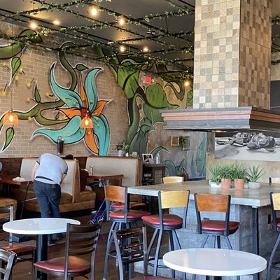 Avenue Brunch House by null