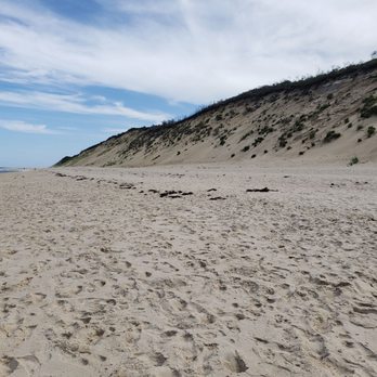Newcomb Hollow Beach - Beaches Near Me - Wellfleet, Massachusetts
