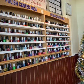 Happy Nails - Plenty of color options! - Nail Salons Near Me - Glen Allen, Virginia