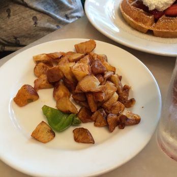 M.A.C. 24/7 - breakfast potatos - American Near Me - Honolulu, Hawaii M.A.C. 24/7 - breakfast potatos - American Near Me - Honolulu, Hawaii