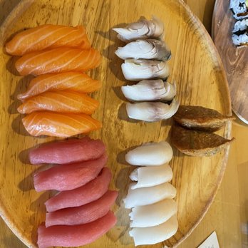 Akino - Sushi Bars Near Me - Elmhurst, New York