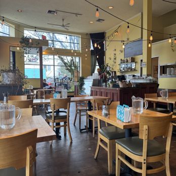 HunnyMilk - Dining area - Breakfast & Brunch Near Me - Portland, Oregon HunnyMilk - Dining area - Breakfast & Brunch Near Me - Portland, Oregon