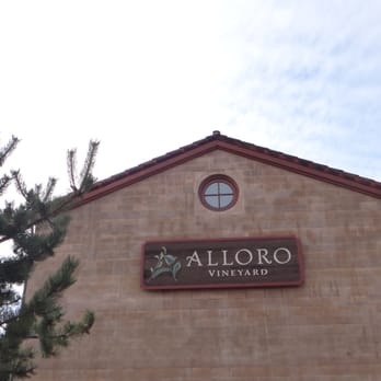 Alloro Vineyard - Wineries Near Me - Sherwood, Oregon Alloro Vineyard - Wineries Near Me - Sherwood, Oregon