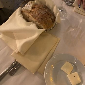 Il Pastaio - Bread and butter service - Italian Near Me - Beverly Hills, California