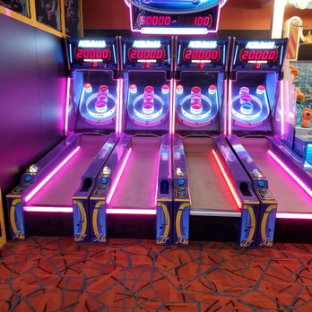 Frankie's - SKEE BALL - Amusement Parks Near Me - Huntersville, North Carolina