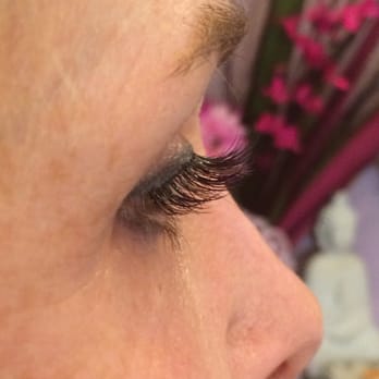 Manuela Beauty Lounge - Eyelash Extensions - Skin Care Near Me - Long Beach, California Manuela Beauty Lounge - Eyelash Extensions - Skin Care Near Me - Long Beach, California