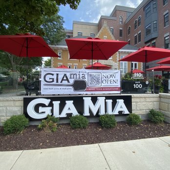 Gia Mia - Italian Near Me - Naperville, Illinois