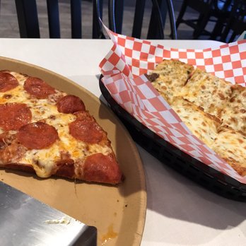 Round Table Pizza - Pizza Near Me - San Diego, California Round Table Pizza - Pizza Near Me - San Diego, California
