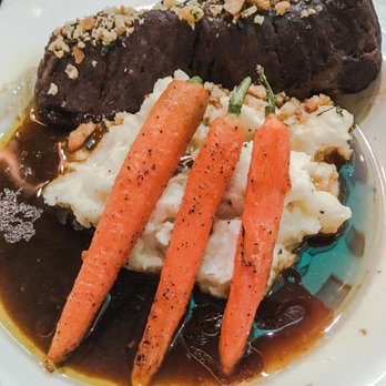 The Marshall Field's Walnut Room - Braised Short Rib - American Near Me - Chicago, Illinois