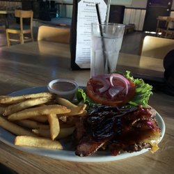 Whiskey Creek - Yum!