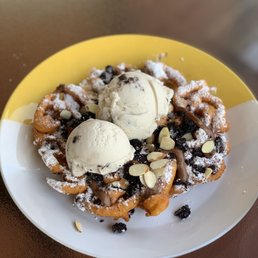 Deluxe Funnel Cake