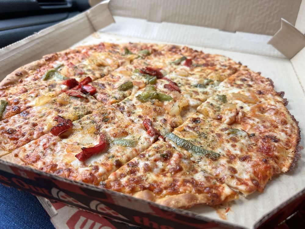 PIZZA HUT Updated September 2024 17 Reviews 3710 Peppermill Dr