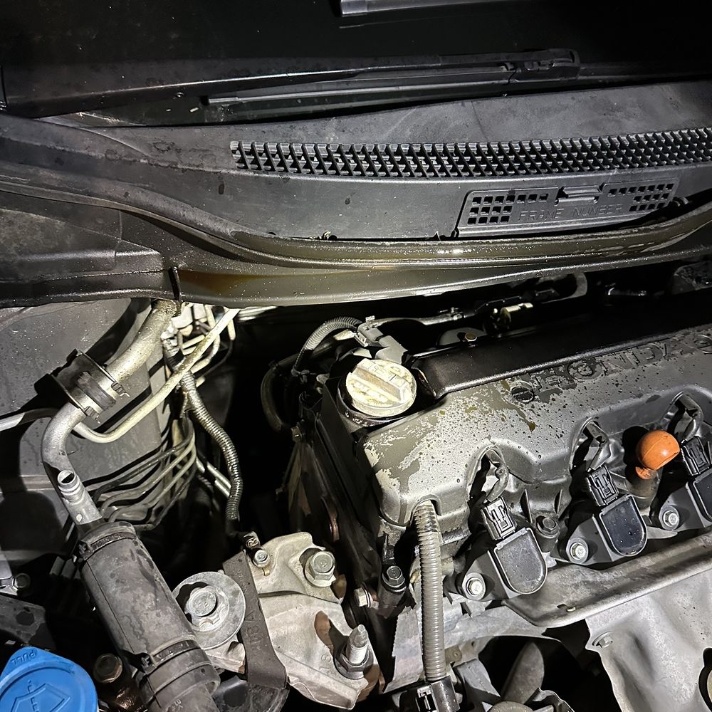 Jiffy Lube Oil Change - DIDNT PUT MY OIL CAP BACK ON!!! I was driving with no oil on the freeway for 4 hours!!! My engine is ruined - Auto Repair Near Me - San Fernando, California