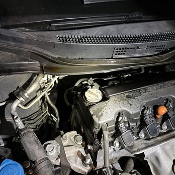 Jiffy Lube - DIDNT PUT MY OIL CAP BACK ON!!! I was driving with no oil on the freeway for 4 hours!!! My engine is ruined - Auto Repair Near Me - San Fernando, California Jiffy Lube - DIDNT PUT MY OIL CAP BACK ON!!! I was driving with no oil on the freeway for 4 hours!!! My engine is ruined - Auto Repair Near Me - San Fernando, California