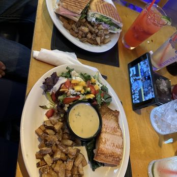Nina’s Cafe Bar - Goat cheese & ham panini & lemon salmon - French Near Me - Bell, California