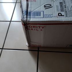 USPS - I hate my job statement box fragile sticker glass on front