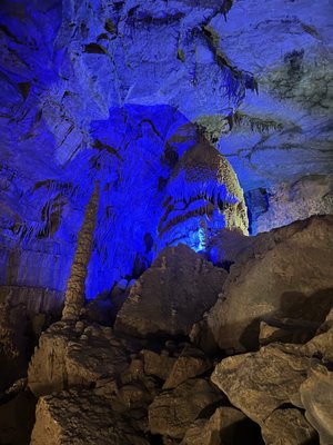 Lost World Caverns by null