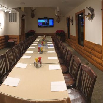 James Home Kitchen - A party room can be seated up to 30 people - Barbeque Near Me - Springfield, Illinois James Home Kitchen - A party room can be seated up to 30 people - Barbeque Near Me - Springfield, Illinois