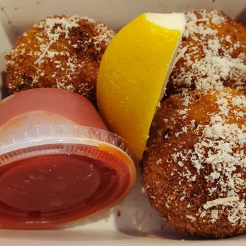CosaNostra SF - Meat and cheese arancini - Food Trucks Near Me CosaNostra SF - Meat and cheese arancini - Food Trucks Near Me