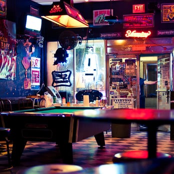 Hayley's - Bars Near Me - Mobile, Alabama