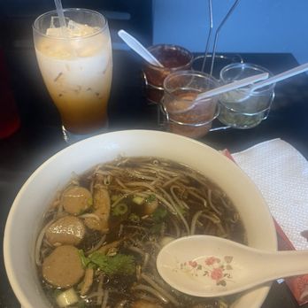 Absolute Thai & Noodles - Thai Near Me - Crestview, Florida