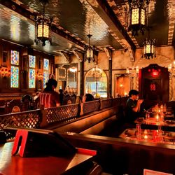 Quixote - Dramatic dining space!
