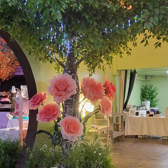 Happy Humble Hub - Beautiful decor - Venues & Event Spaces Near Me - Alhambra, California Happy Humble Hub - Beautiful decor - Venues & Event Spaces Near Me - Alhambra, California