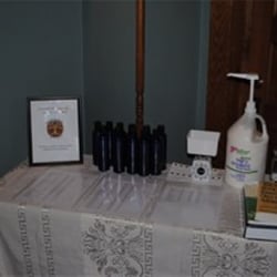 Kneading Hands Therapy - "Essential Oil Drop Stop...your one drop shop"